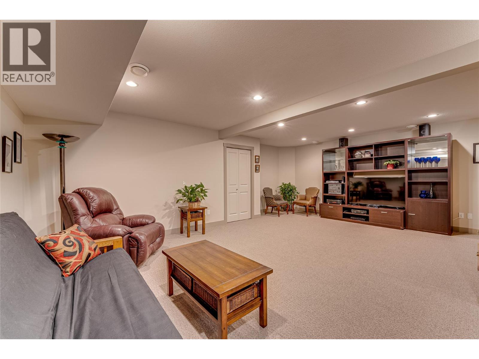 270 Grouse Avenue, Vernon, British Columbia  V1H 2A1 - Photo 35 - 10380205