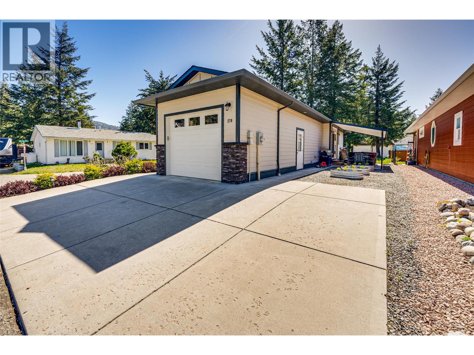 270 Grouse Avenue, Vernon, British Columbia  V1H 2A1 - Photo 4 - 10380205