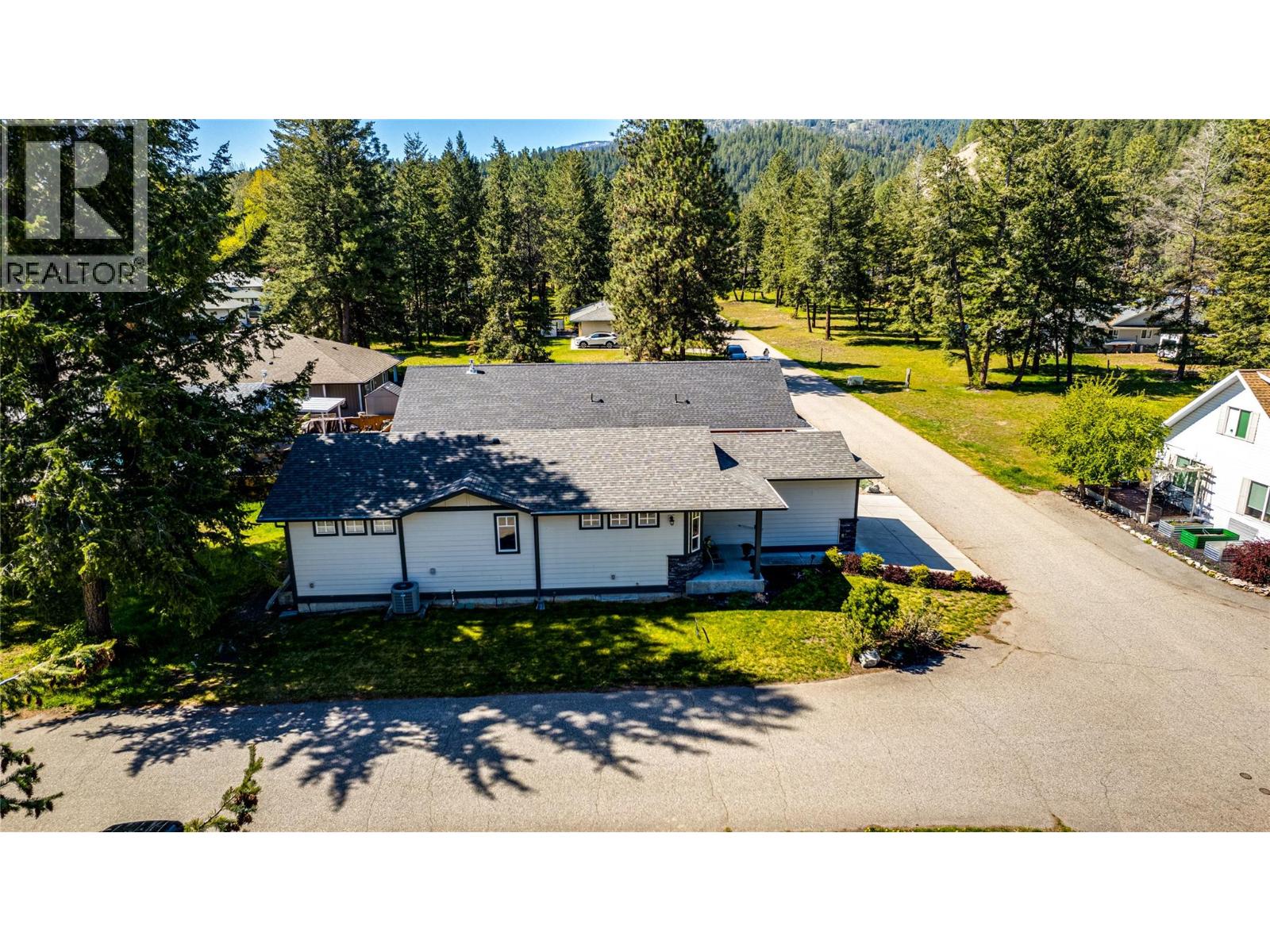 270 Grouse Avenue, Vernon, British Columbia  V1H 2A1 - Photo 48 - 10380205