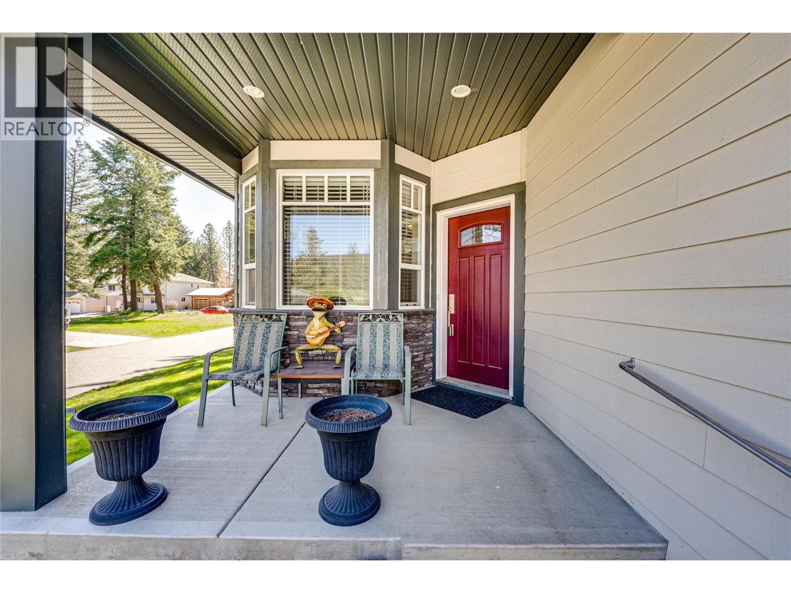 270 Grouse Avenue, Vernon, British Columbia  V1H 2A1 - Photo 6 - 10380205