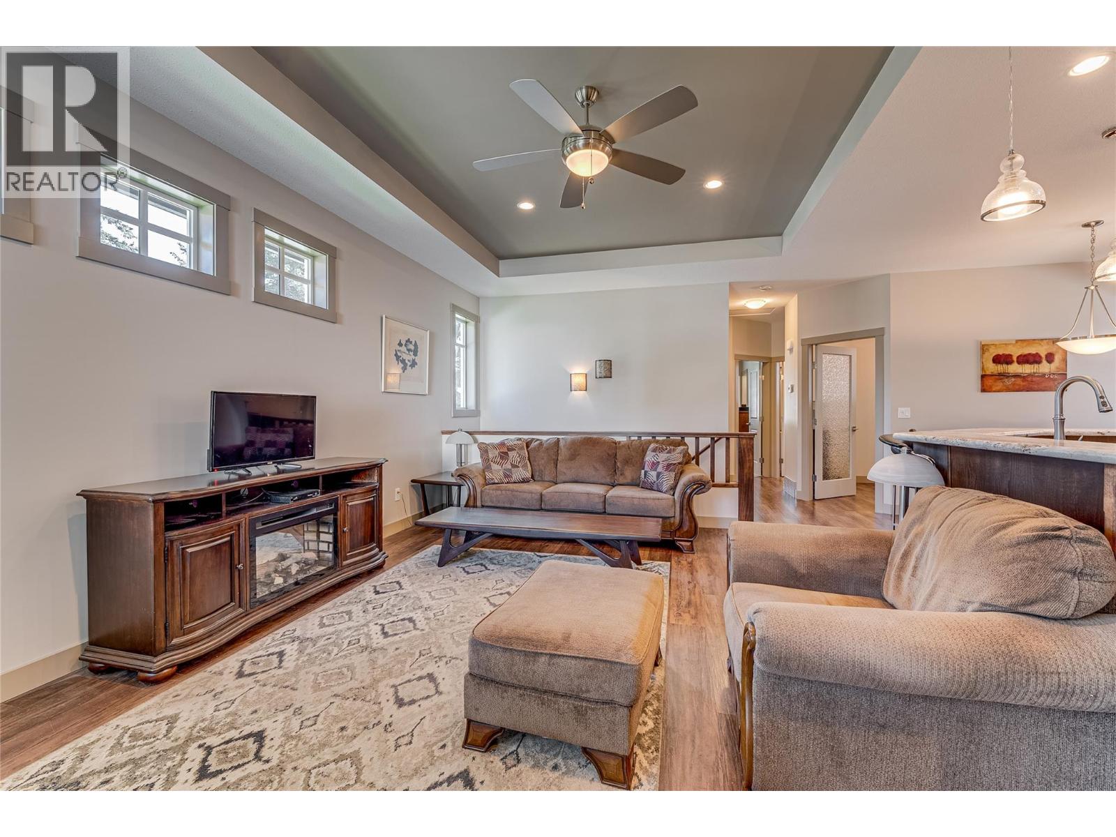 270 Grouse Avenue, Vernon, British Columbia  V1H 2A1 - Photo 8 - 10380205