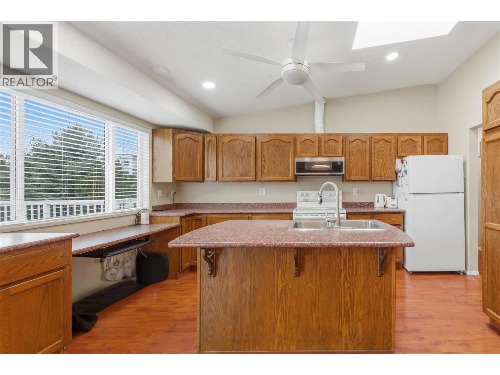 1341 Springfield Road, Kelowna, British Columbia  V1Y 5Y2 - Photo 13 - 10379108