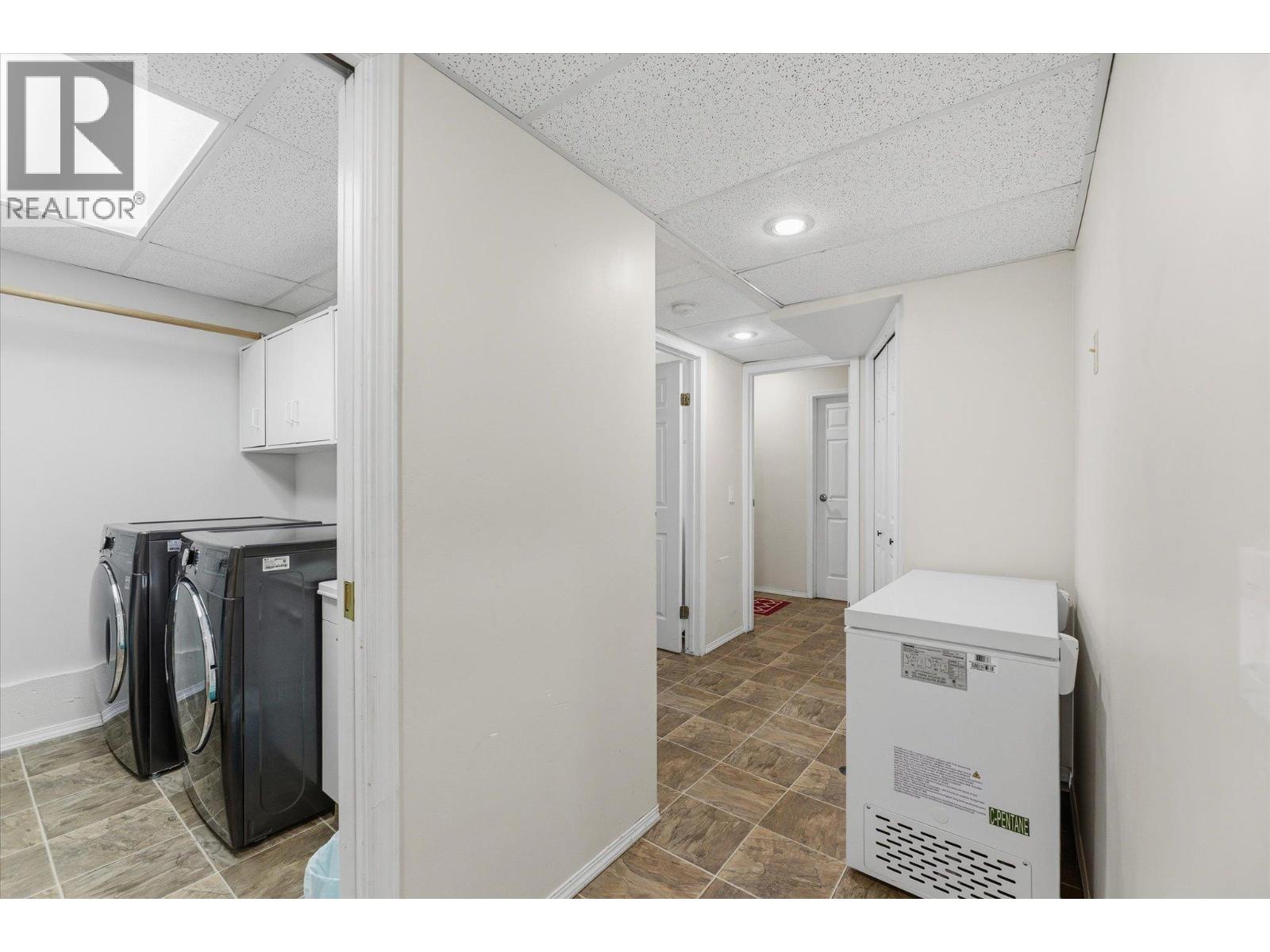 1341 Springfield Road, Kelowna, British Columbia  V1Y 5Y2 - Photo 28 - 10379108