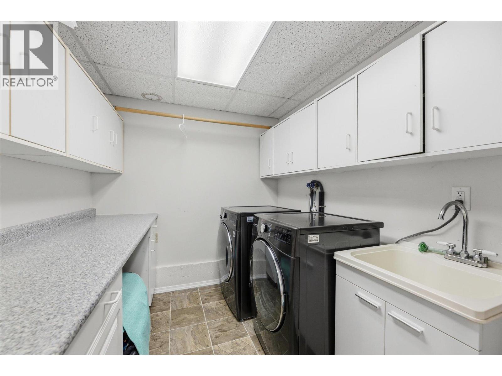 1341 Springfield Road, Kelowna, British Columbia  V1Y 5Y2 - Photo 29 - 10379108