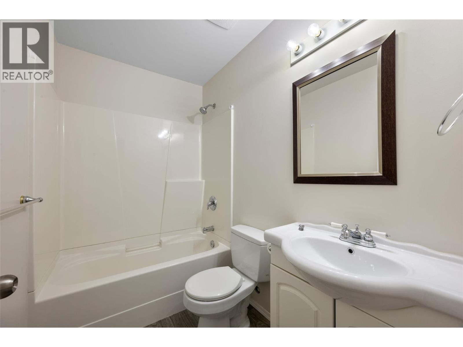 1748 North River Drive, Kamloops, British Columbia  V2B 7N7 - Photo 22 - 10379359