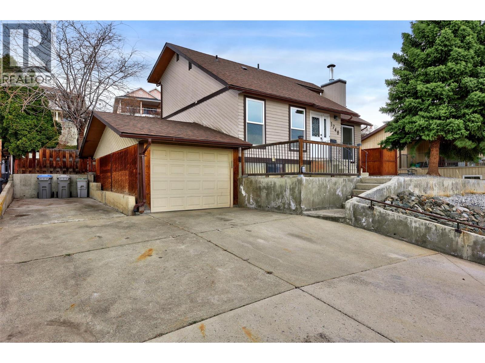 1748 North River Drive, Kamloops, British Columbia  V2B 7N7 - Photo 3 - 10379359