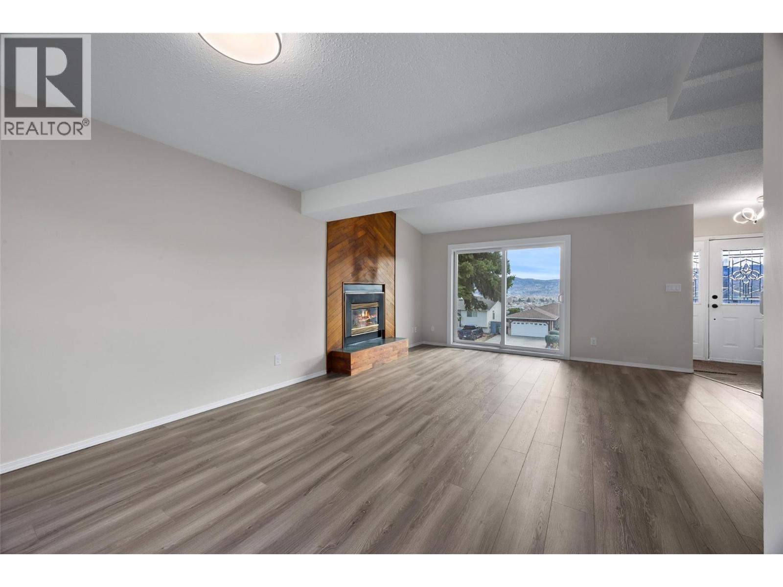 1748 North River Drive, Kamloops, British Columbia  V2B 7N7 - Photo 6 - 10379359