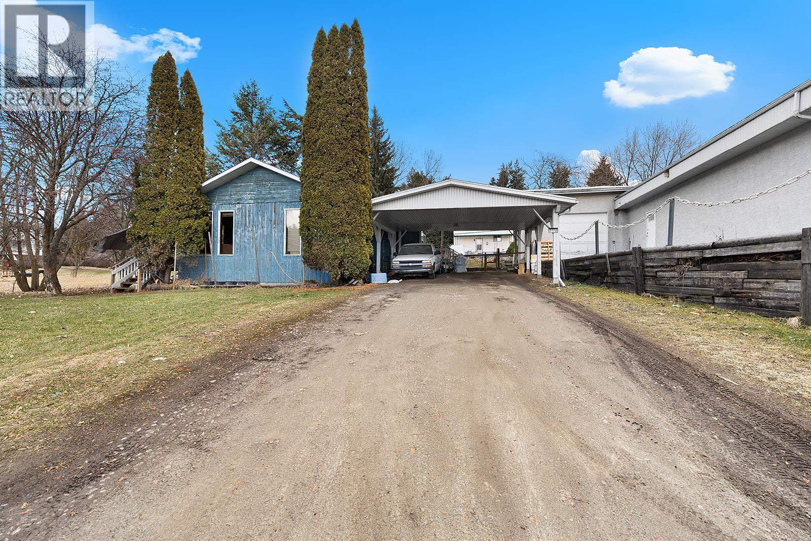 3116 3 Highway, Erickson, British Columbia  V0B 1G1 - Photo 3 - 10379731