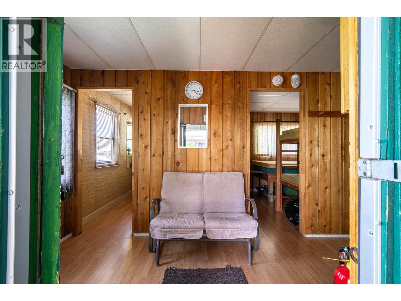 5799 Cosens Bay Road, Coldstream, British Columbia  V1B 1N8 - Photo 42 - 10380180