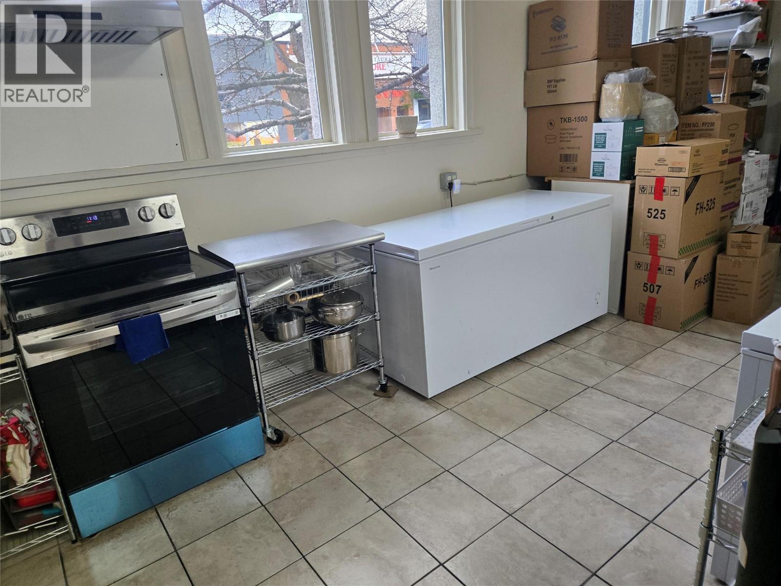 301 Main Street Unit# 101, Penticton, British Columbia  V2A 5B7 - Photo 5 - 10380047