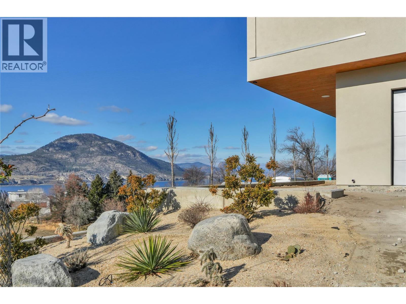 765 Westminster Avenue E, Penticton, British Columbia  V2A 1J2 - Photo 3 - 10375925