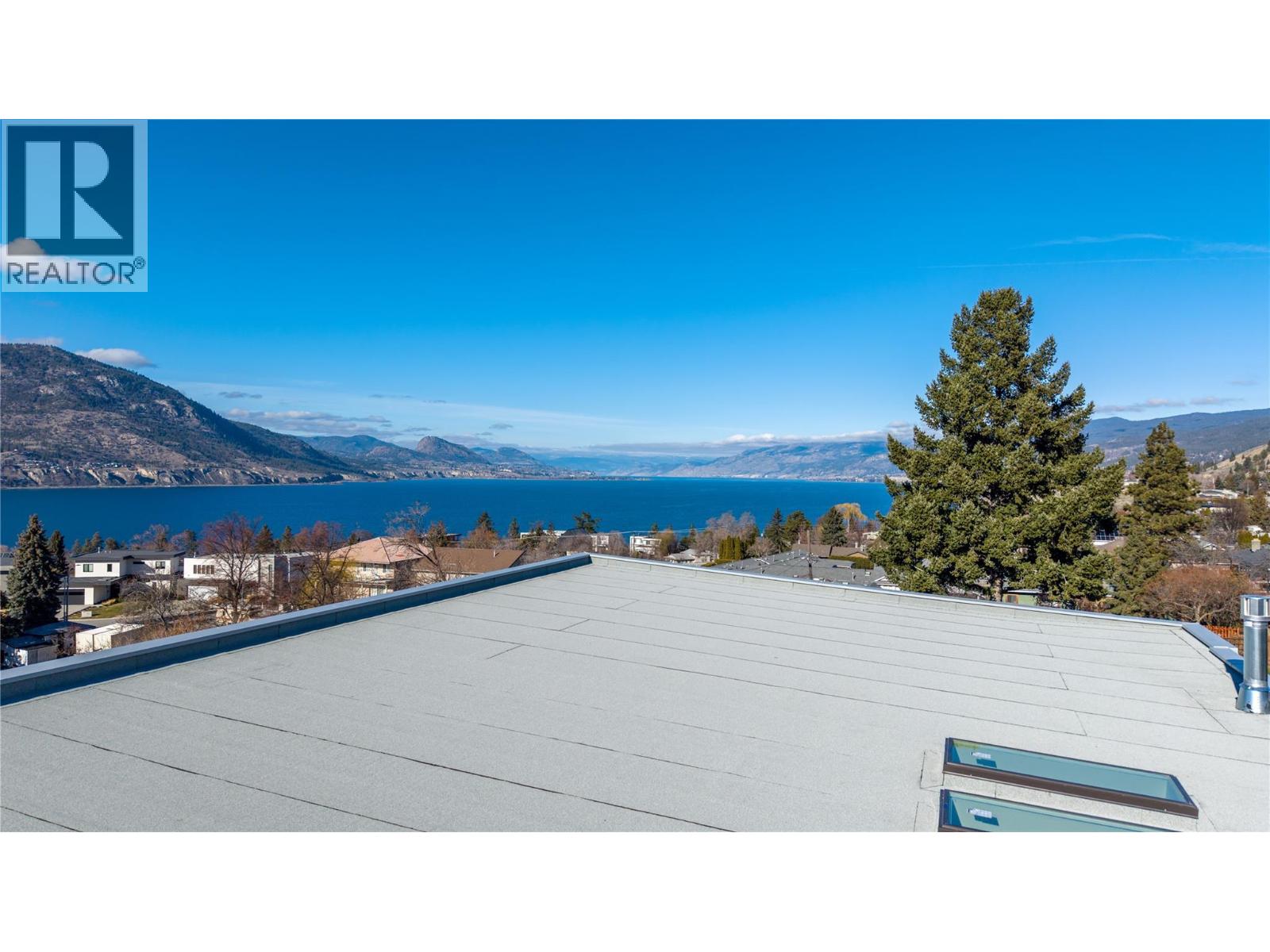 765 Westminster Avenue E, Penticton, British Columbia  V2A 1J2 - Photo 9 - 10375925