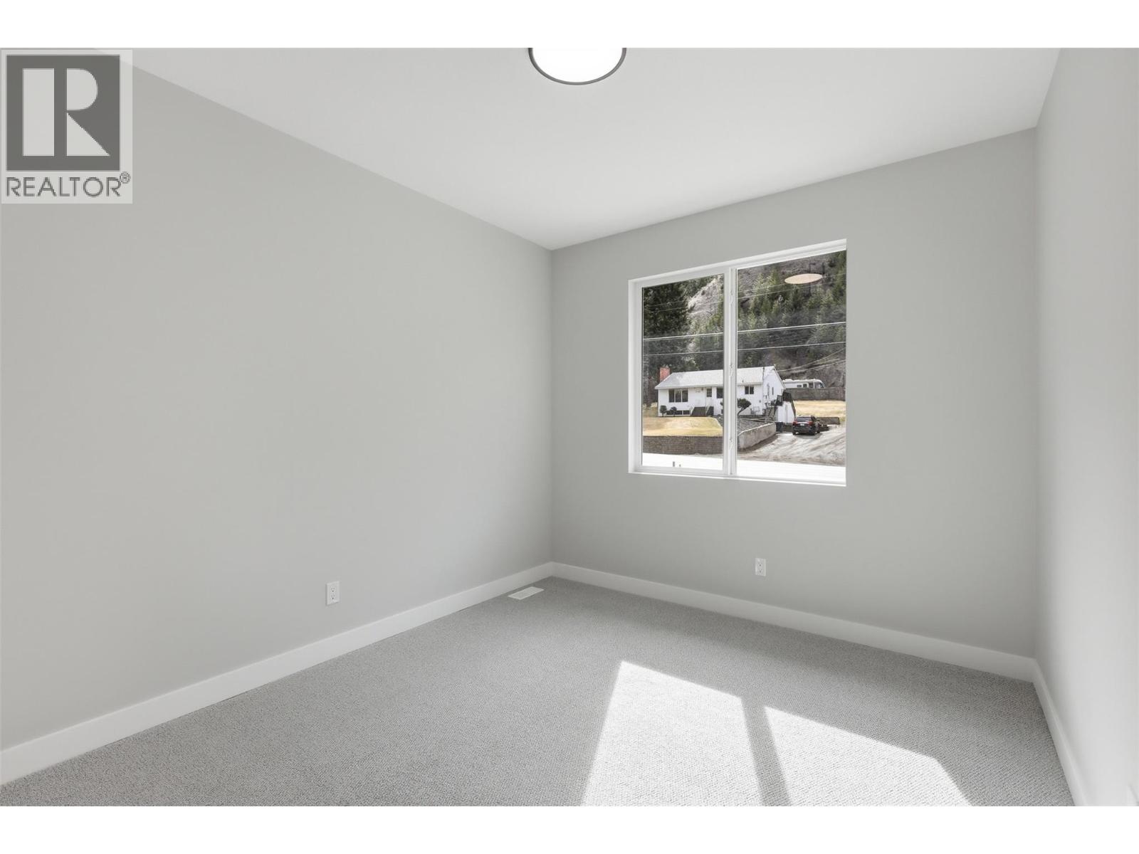 5870 Dallas Drive, Kamloops, British Columbia  V2C 4X2 - Photo 24 - 10380243