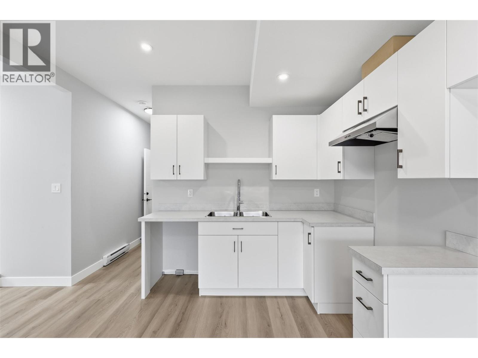 5870 Dallas Drive, Kamloops, British Columbia  V2C 4X2 - Photo 32 - 10380243