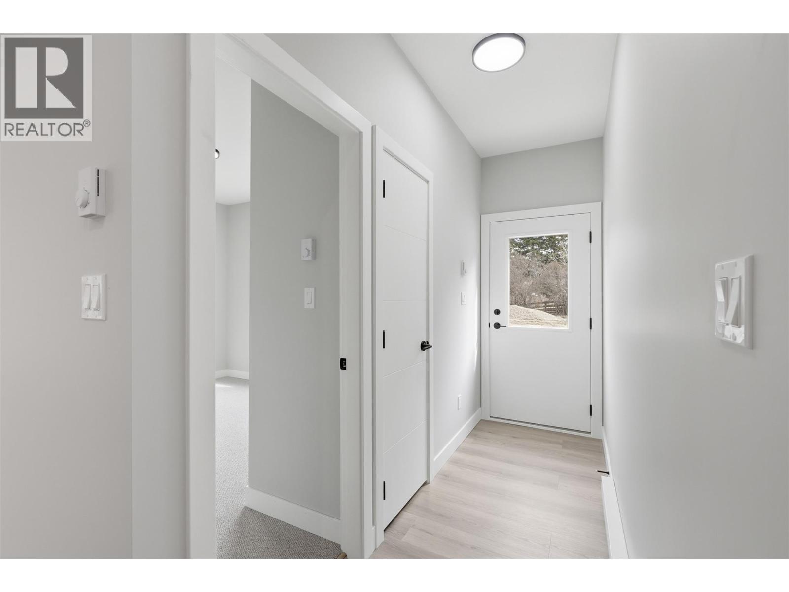 5870 Dallas Drive, Kamloops, British Columbia  V2C 4X2 - Photo 38 - 10380243