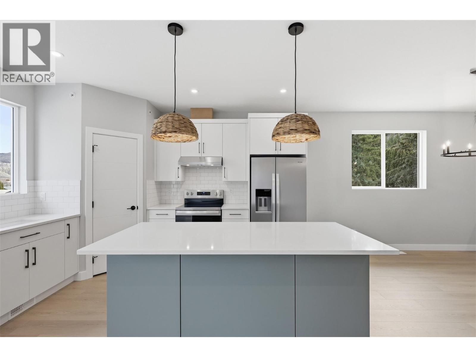 5870 Dallas Drive, Kamloops, British Columbia  V2C 4X2 - Photo 8 - 10380243