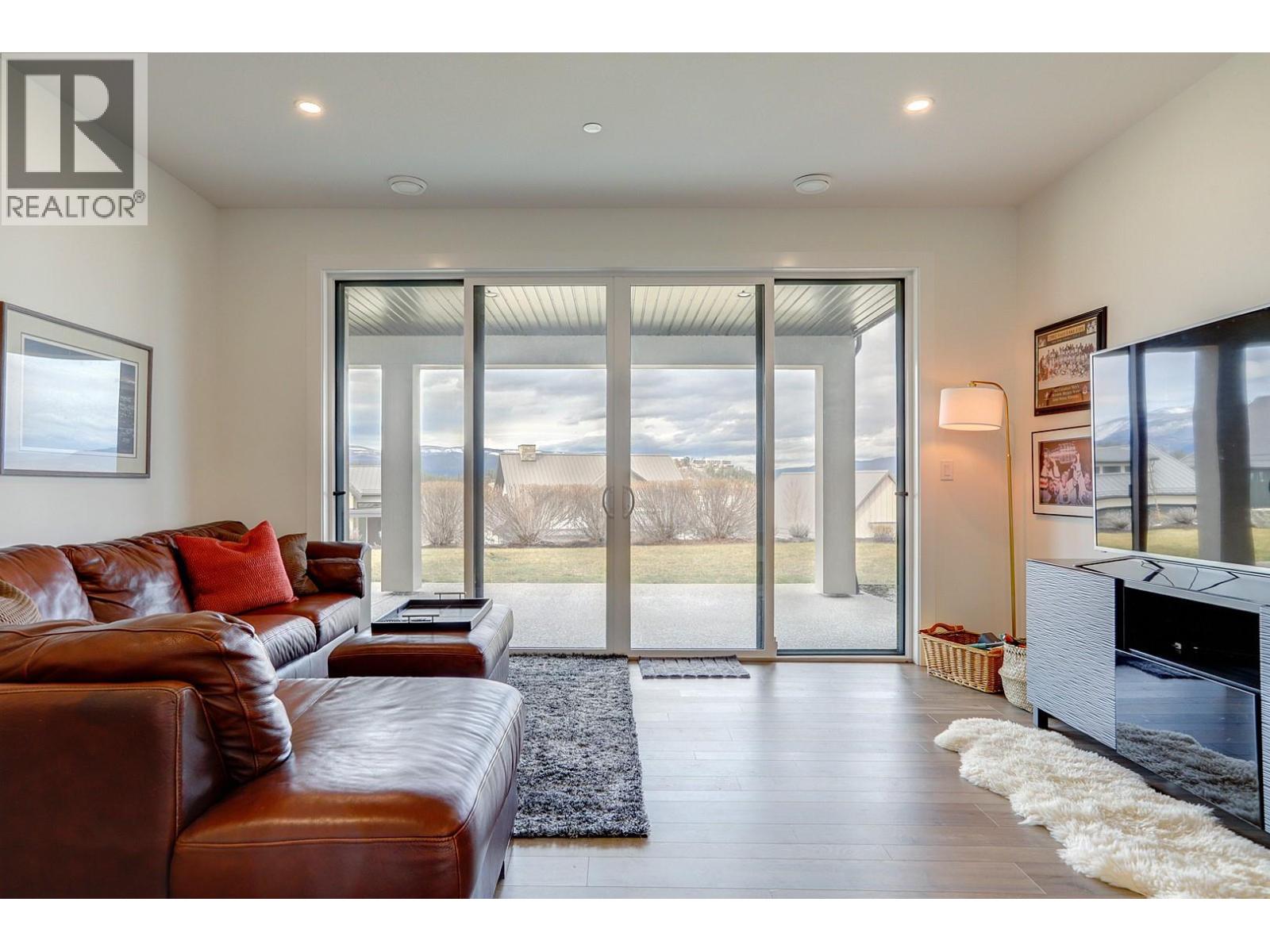 261 Dominion Way, Vernon, British Columbia  V1H 2M1 - Photo 53 - 10379264