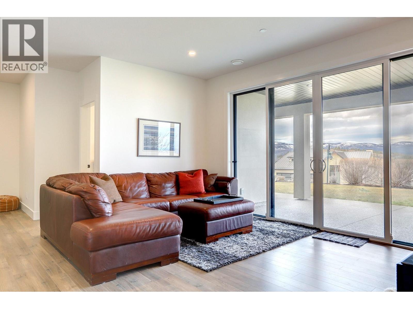261 Dominion Way, Vernon, British Columbia  V1H 2M1 - Photo 54 - 10379264