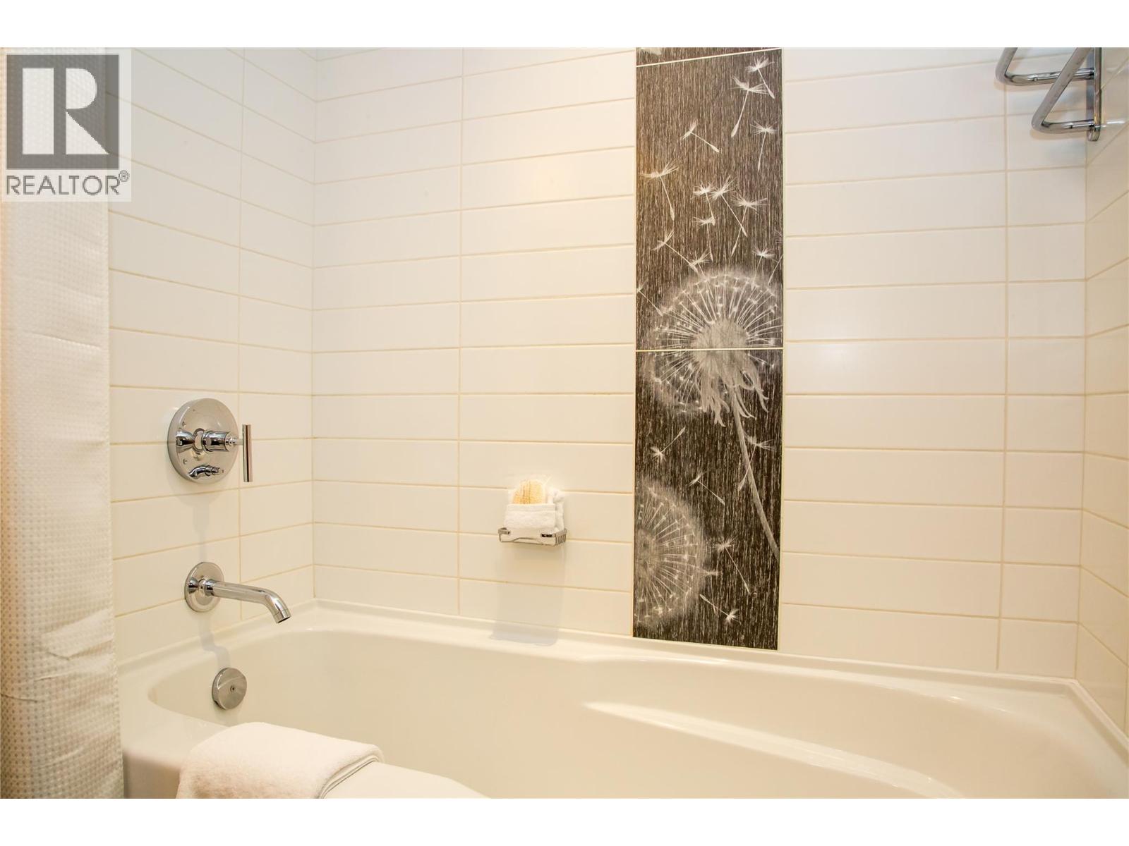 2950 Camozzi Road Unit# 1212, Revelstoke, British Columbia  V0E 2S1 - Photo 15 - 10380123