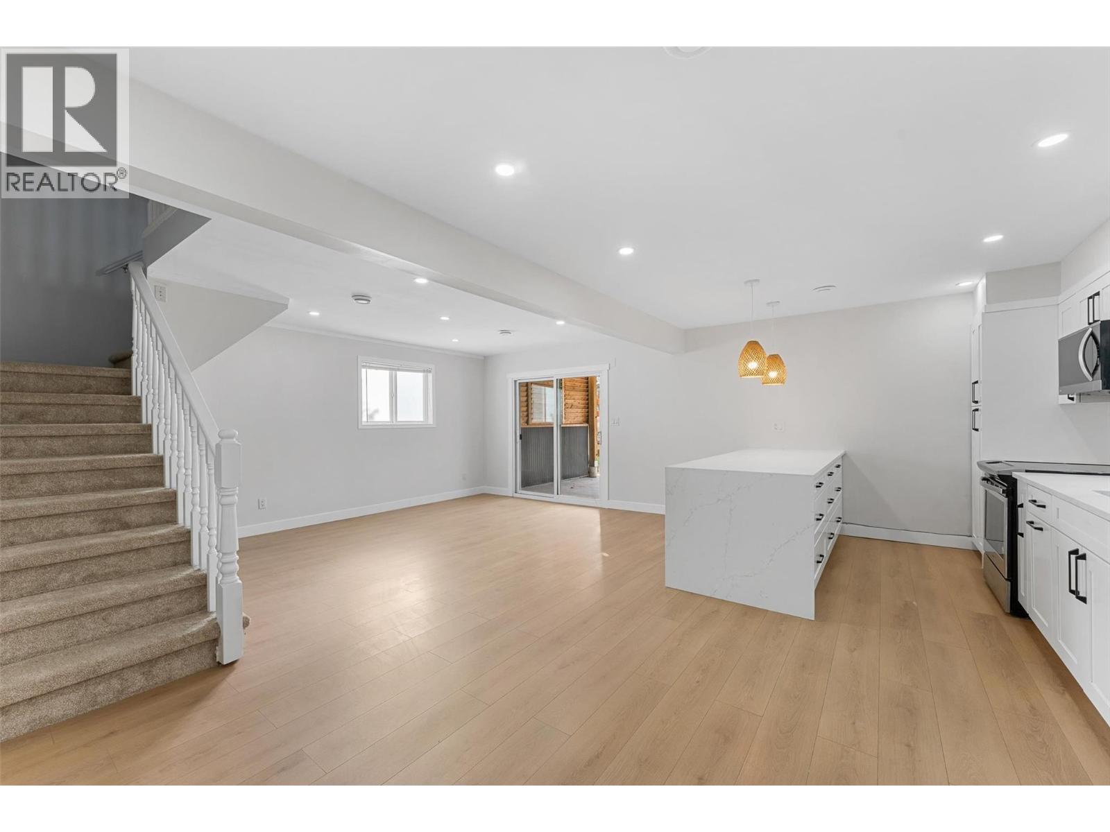 482 Snowsell Street N, Kelowna, British Columbia  V1V 2C7 - Photo 31 - 10379911