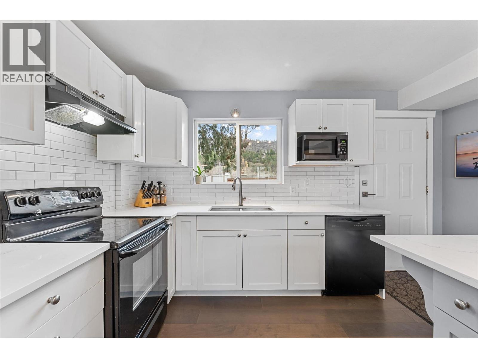 482 Snowsell Street N, Kelowna, British Columbia  V1V 2C7 - Photo 7 - 10379911