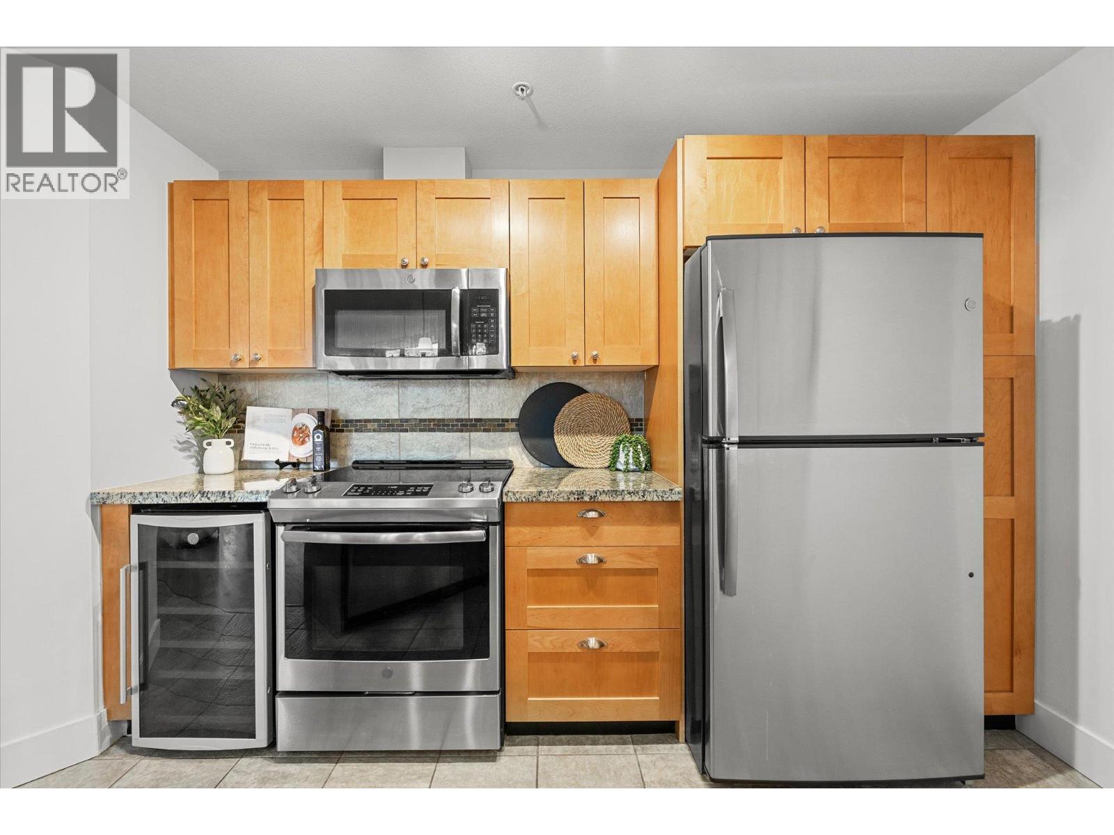 4205 Gellatly Road Unit# 305, West Kelowna, British Columbia  V4T 2K2 - Photo 13 - 10379790