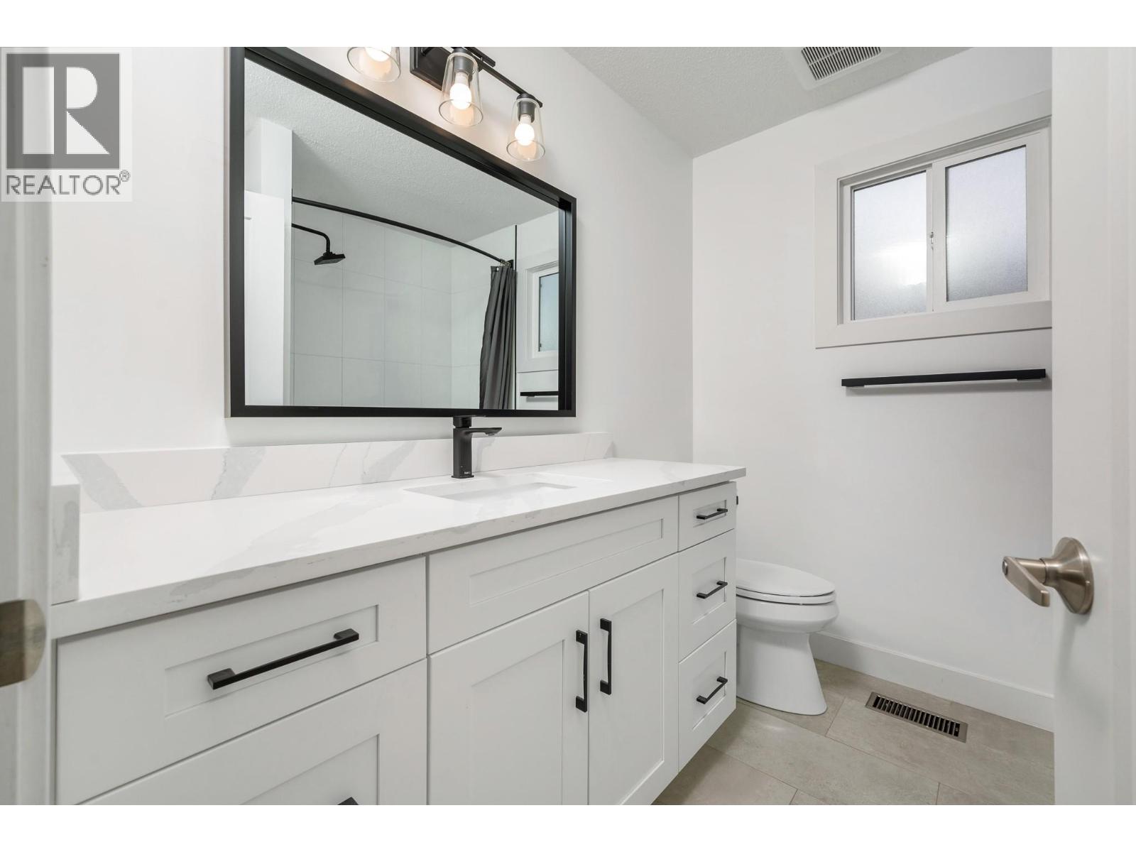 6531 Longacre Drive, Vernon, British Columbia  V1H 1H9 - Photo 21 - 10380227