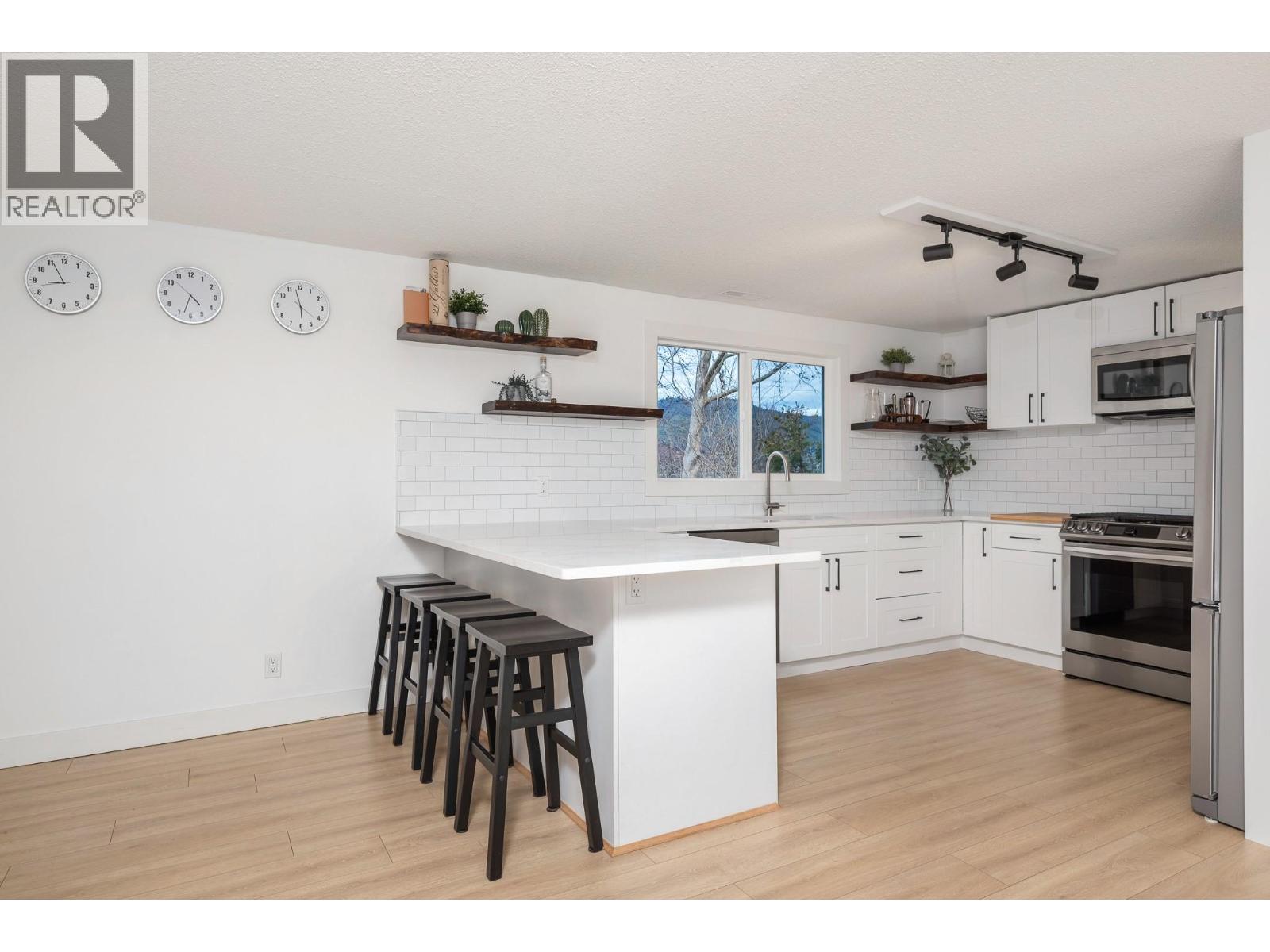 6531 Longacre Drive, Vernon, British Columbia  V1H 1H9 - Photo 28 - 10380227