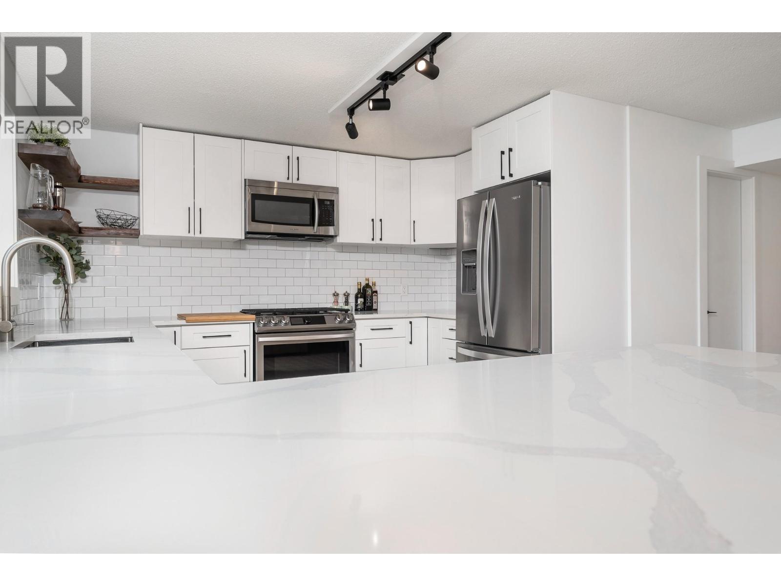 6531 Longacre Drive, Vernon, British Columbia  V1H 1H9 - Photo 34 - 10380227