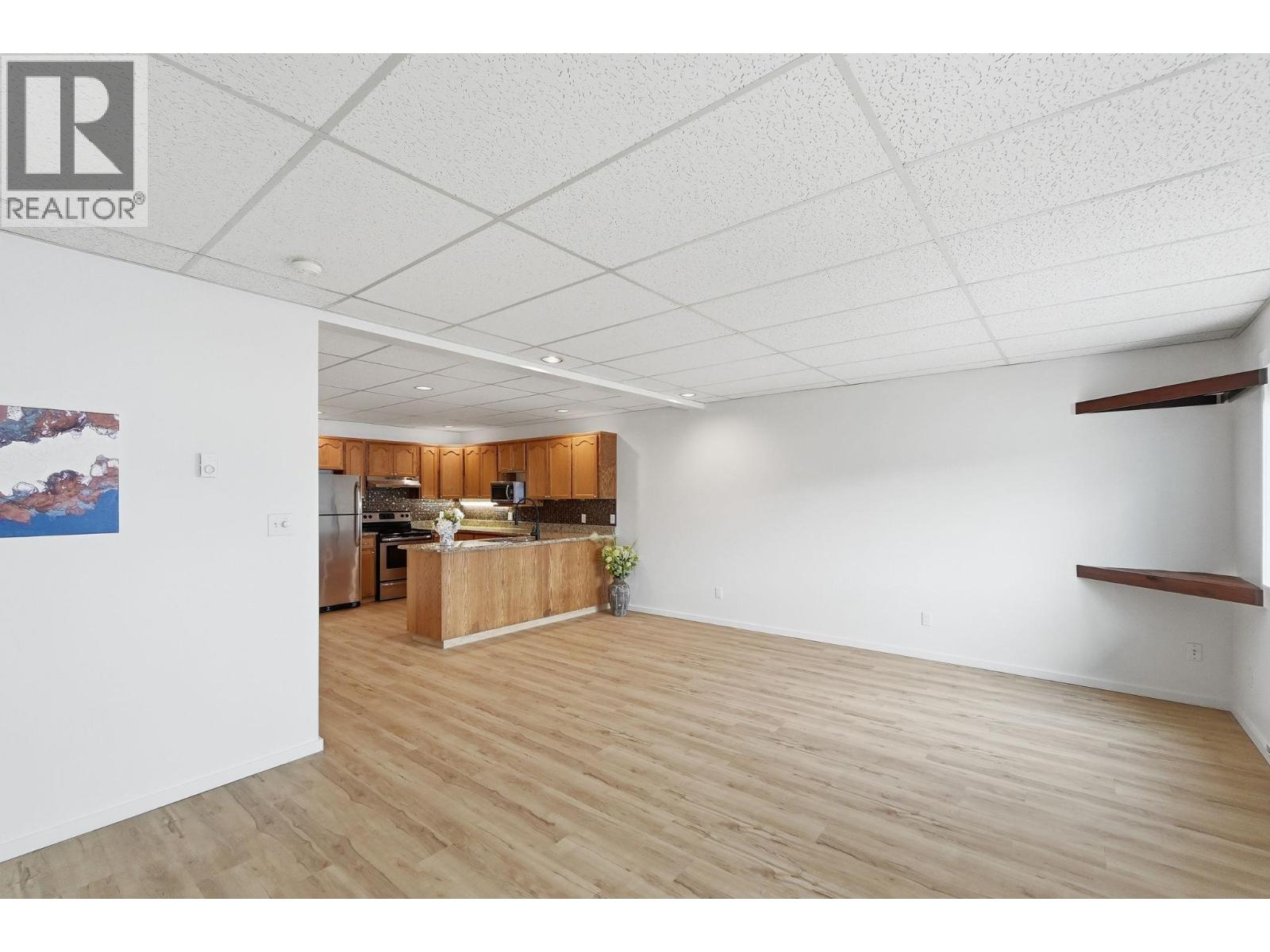 3610 Eagle Bay Road Unit# D, Eagle Bay, British Columbia  V0E 1T0 - Photo 8 - 10380174