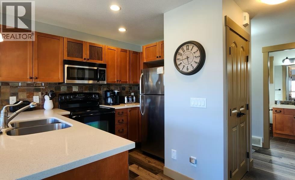 6844 Madrid Way Unit# 321, Fintry, British Columbia  V1Z 3R8 - Photo 4 - 10379815