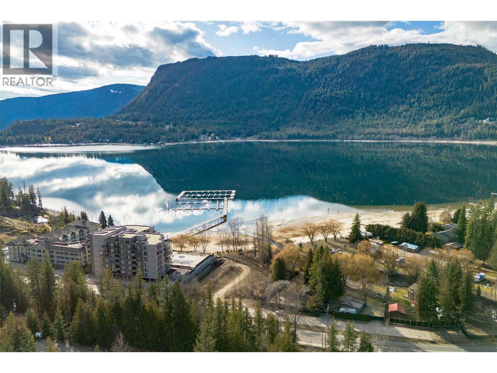 242 Stoneridge Drive, sicamous, British Columbia