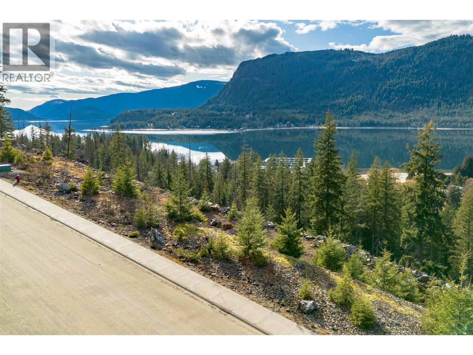 242 Stoneridge Drive, Sicamous, British Columbia  V0E 2V1 - Photo 11 - 10376970