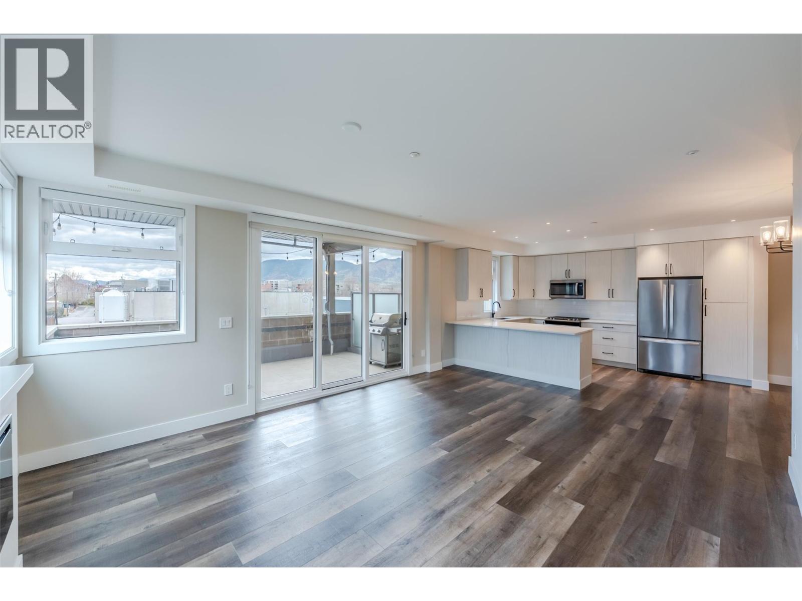 110 Ellis Street Unit# 308, Penticton, British Columbia  V2A 4L5 - Photo 4 - 10379876