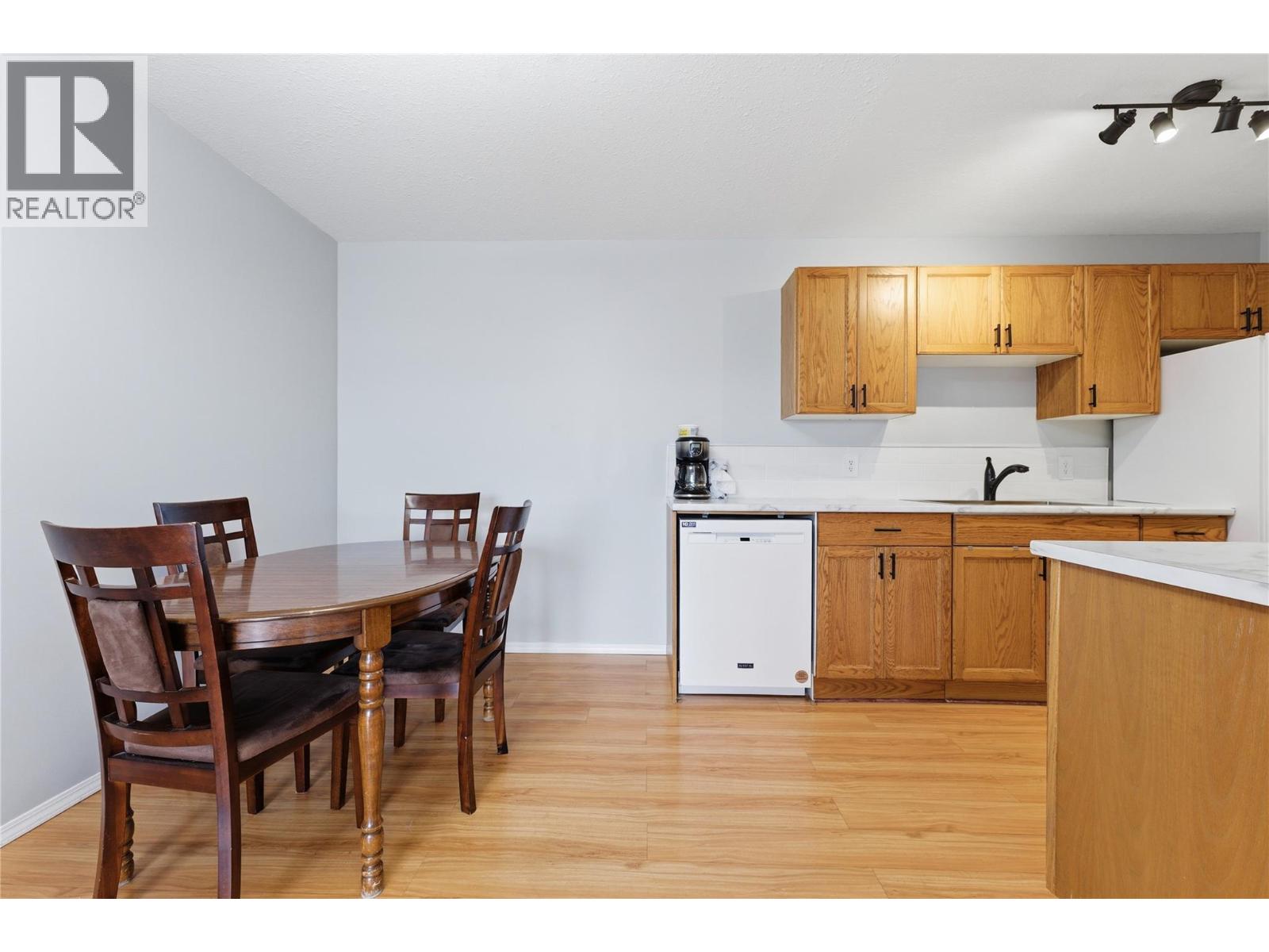 703 Granville Avenue Unit# 102, Enderby, British Columbia  V4Y 6A4 - Photo 3 - 10380183