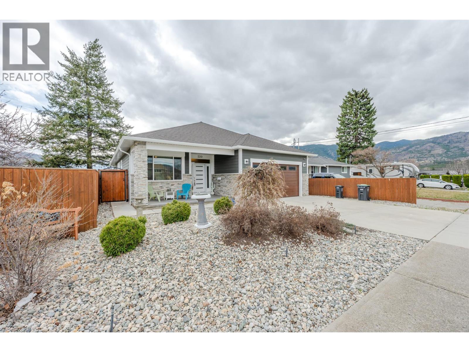 220 Brandon Avenue, Penticton, British Columbia  V2A 3S6 - Photo 54 - 10379297