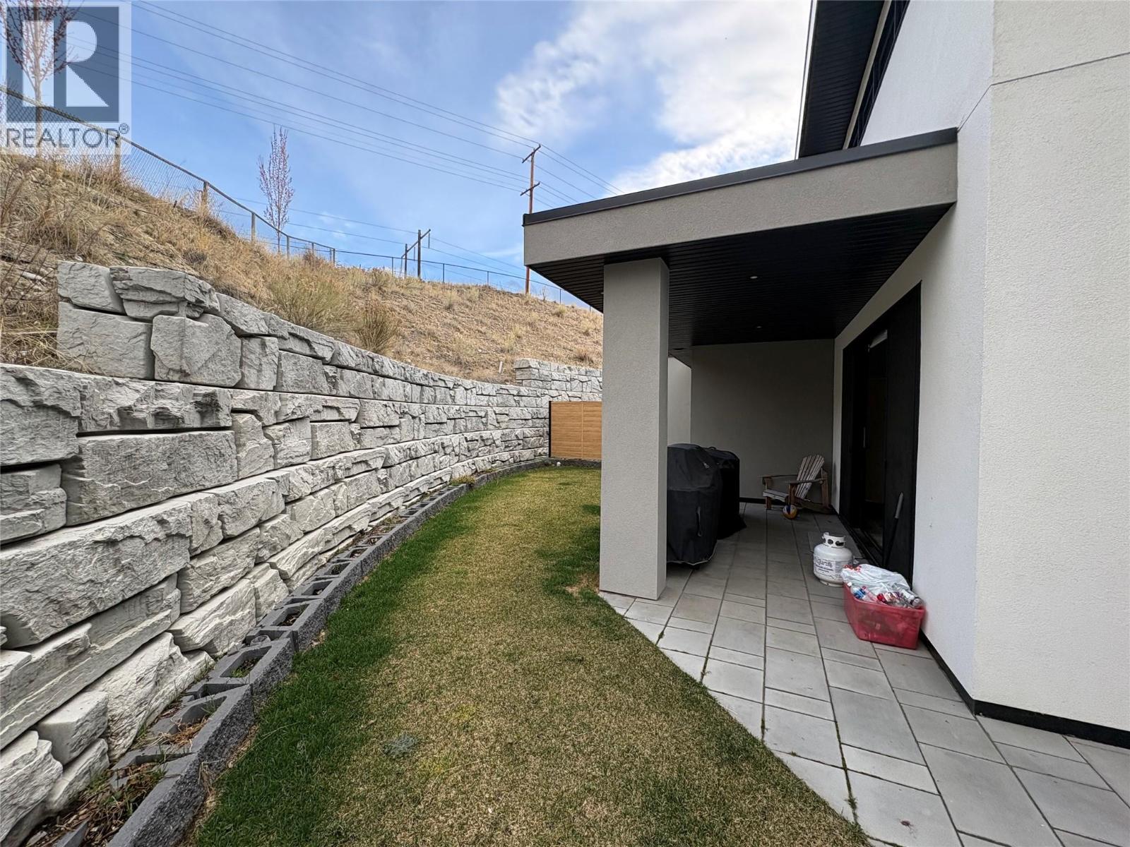 547 Hawes Court, Kelowna, British Columbia  V1W 5C5 - Photo 29 - 10380265