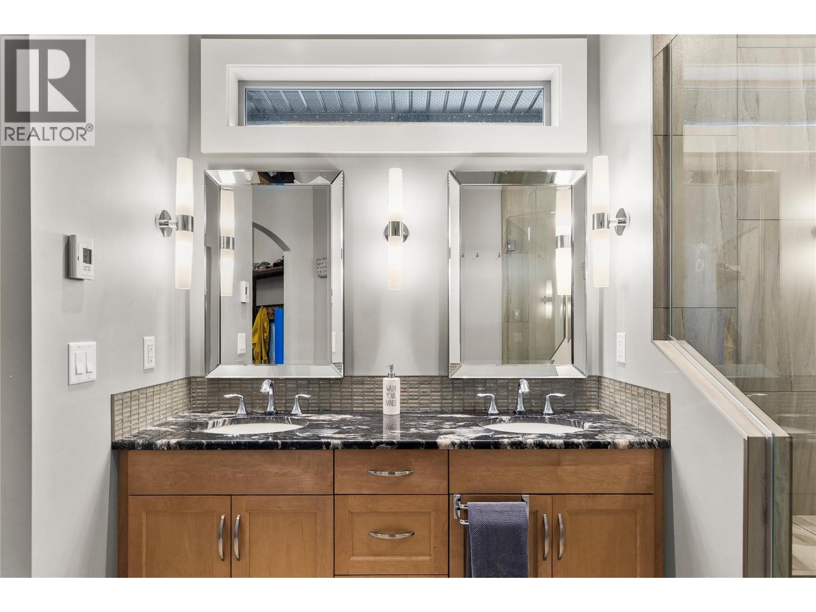 529 Whitecourt Place, Vernon, British Columbia  V1B 4B1 - Photo 43 - 10379337