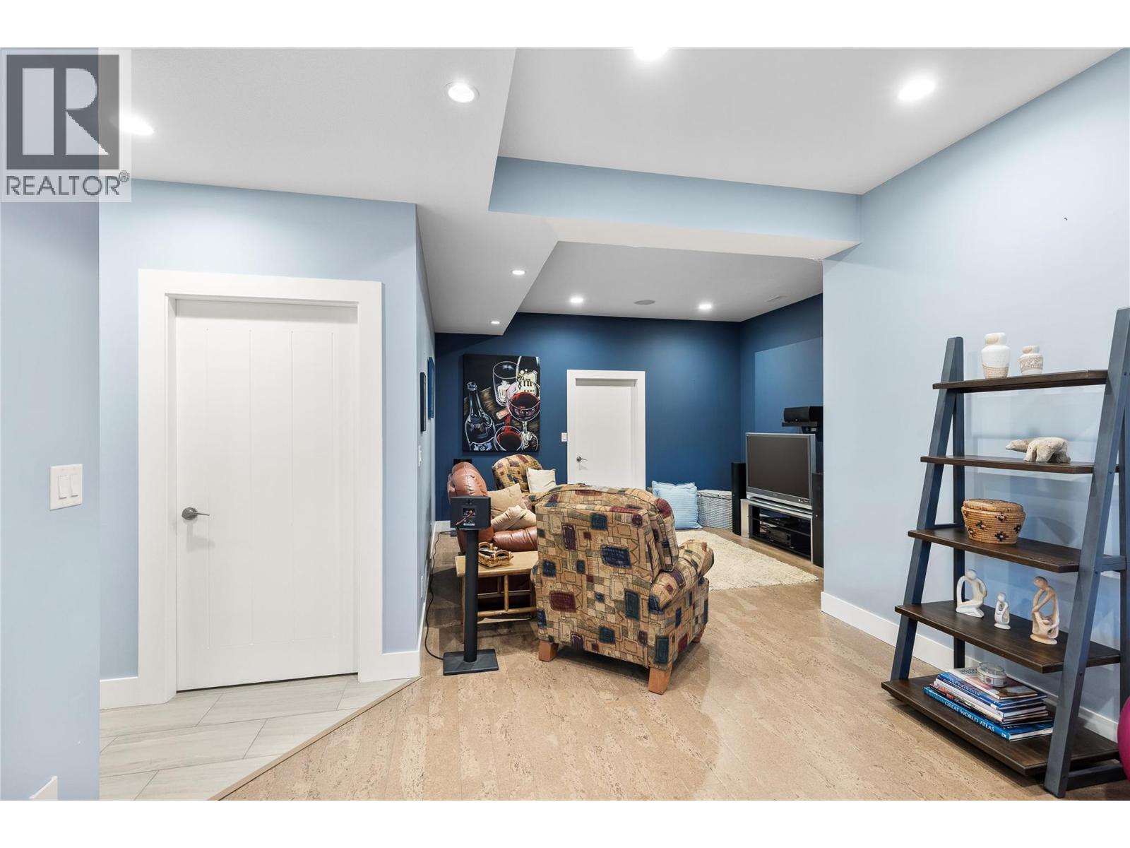 529 Whitecourt Place, Vernon, British Columbia  V1B 4B1 - Photo 61 - 10379337