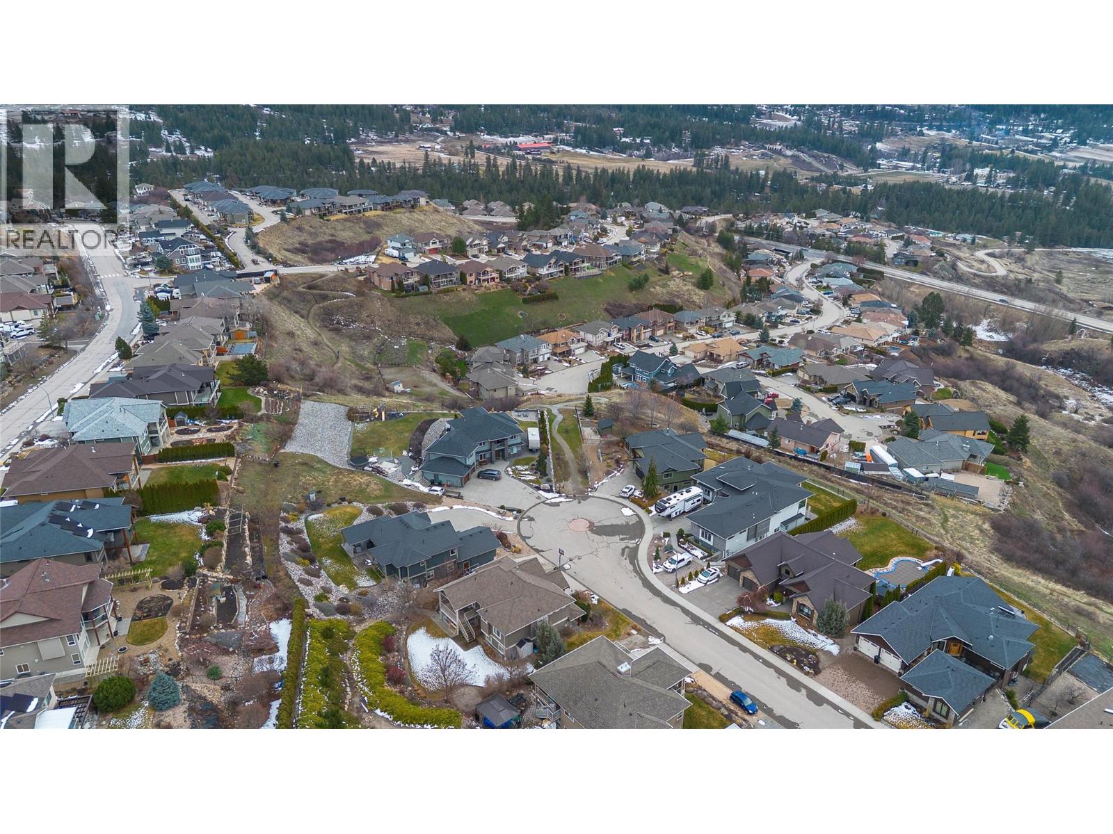 529 Whitecourt Place, Vernon, British Columbia  V1B 4B1 - Photo 91 - 10379337