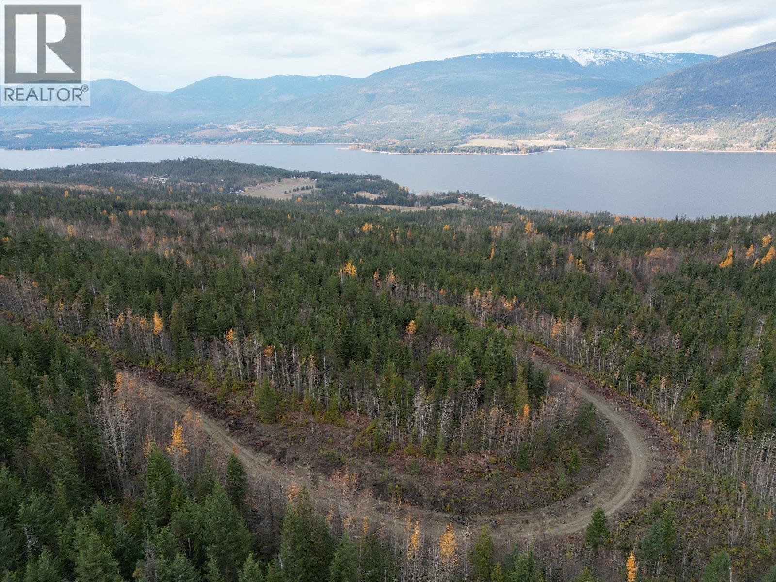 5055 Ridge Road, eagle bay, British Columbia