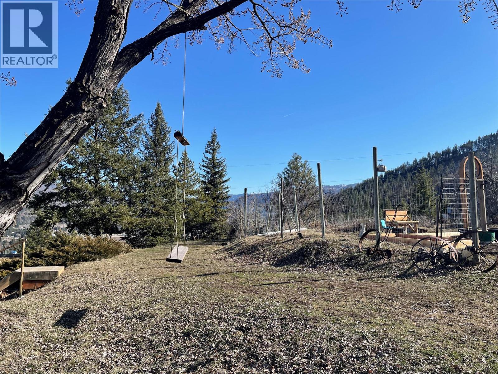 3775 Hardy Mountain Road, Grand Forks, British Columbia  V0H 1H2 - Photo 10 - 10380155