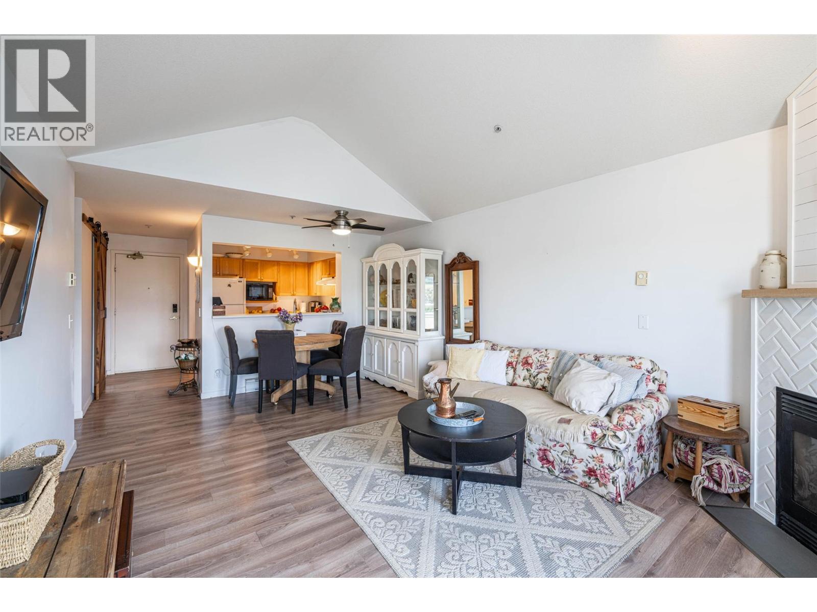 3320 Centennial Drive Unit# 403, Vernon, British Columbia  V1T 9M4 - Photo 10 - 10380266