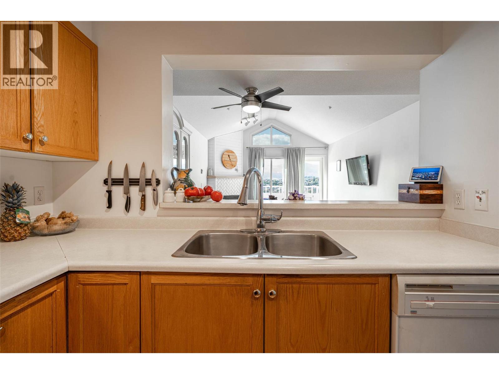 3320 Centennial Drive Unit# 403, Vernon, British Columbia  V1T 9M4 - Photo 18 - 10380266