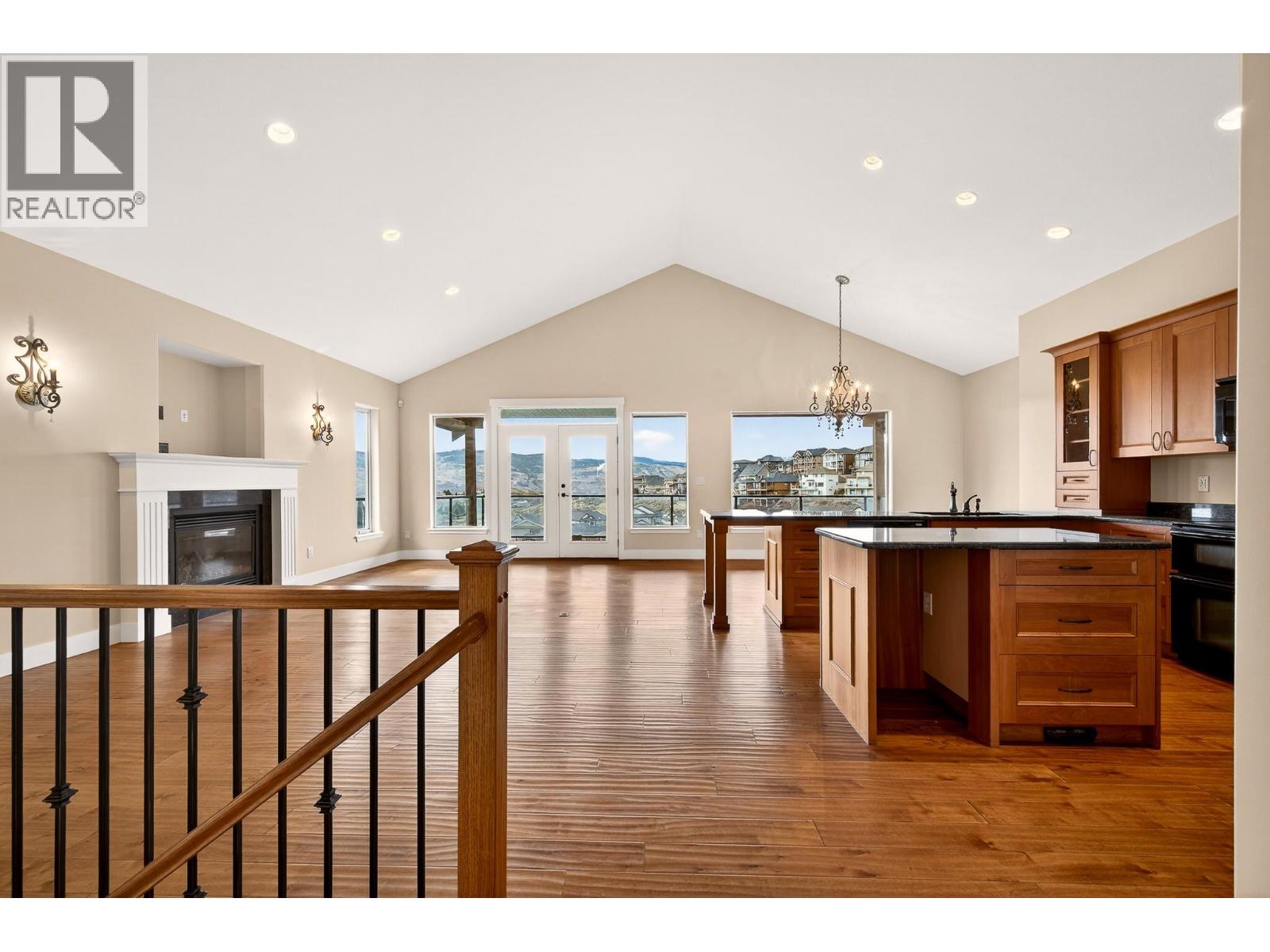 1067 Quail Drive, Kamloops, British Columbia  V2B 8N9 - Photo 3 - 10380238