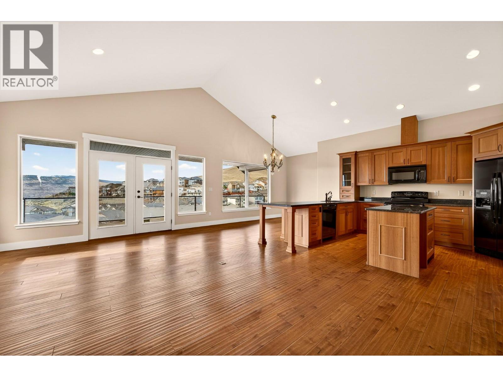 1067 Quail Drive, Kamloops, British Columbia  V2B 8N9 - Photo 6 - 10380238