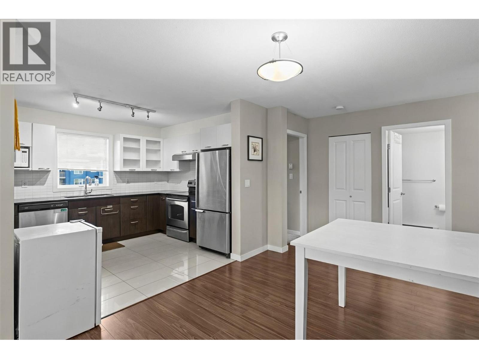 571 Yates Road Unit# 403, Kelowna, British Columbia  V1V 2V5 - Photo 5 - 10380299