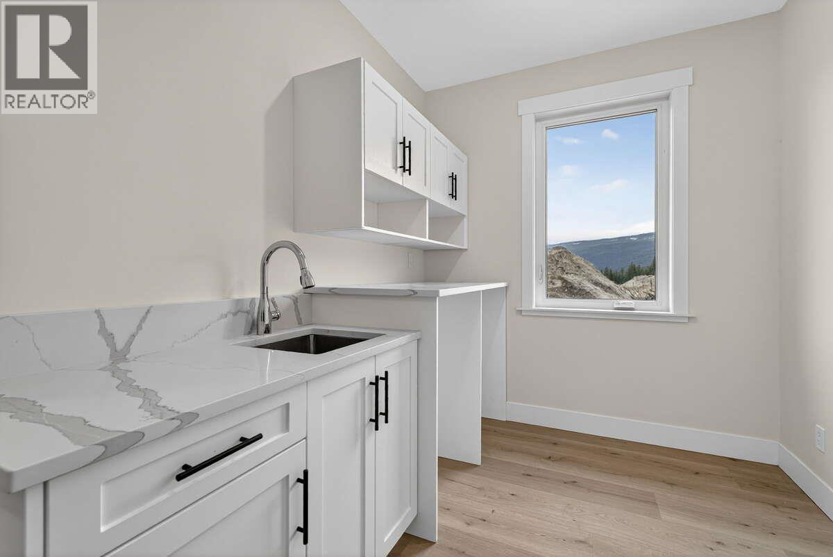 2150 Montenegro Drive, Kelowna, British Columbia  V1P 0B2 - Photo 21 - 10380330