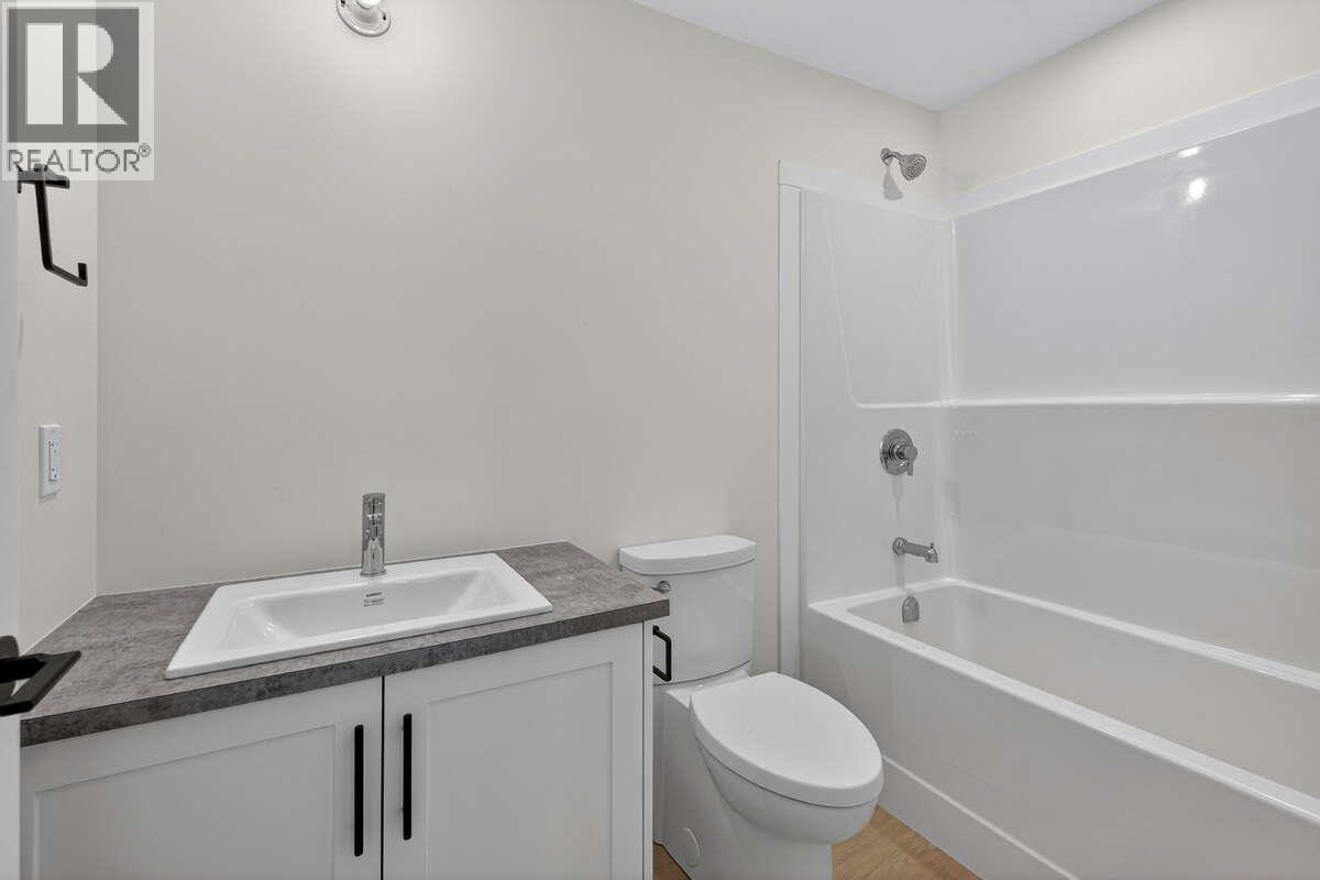 2150 Montenegro Drive, Kelowna, British Columbia  V1P 0B2 - Photo 31 - 10380330
