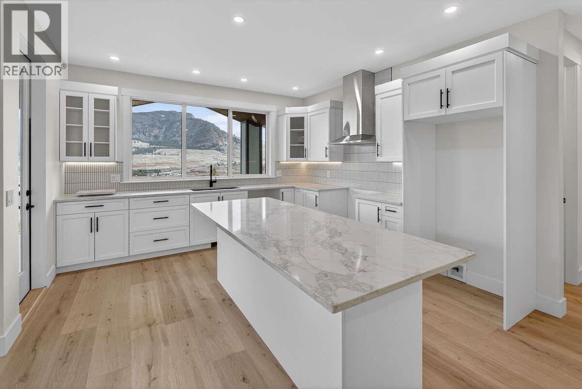 2150 Montenegro Drive, Kelowna, British Columbia  V1P 0B2 - Photo 6 - 10380330